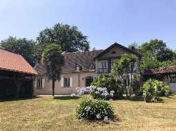 Une Maison de Maître singulière offrant une opportunité de restauration exceptionnelle !